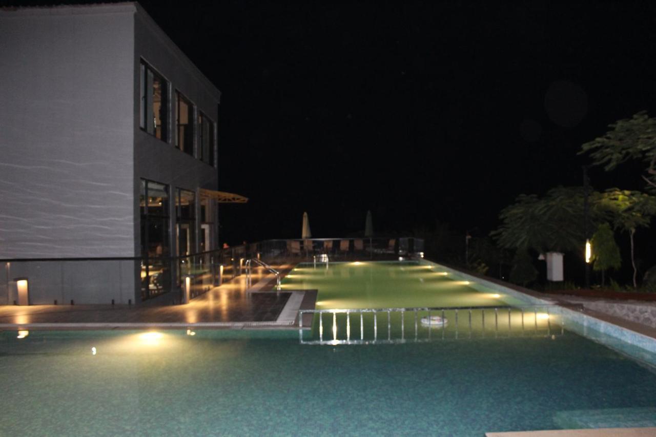 Paraiso Resort & Club อิกัตปุรี ภายนอก รูปภาพ