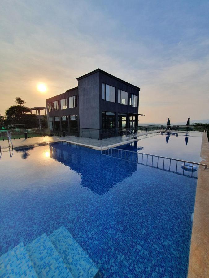 Paraiso Resort & Club อิกัตปุรี ภายนอก รูปภาพ